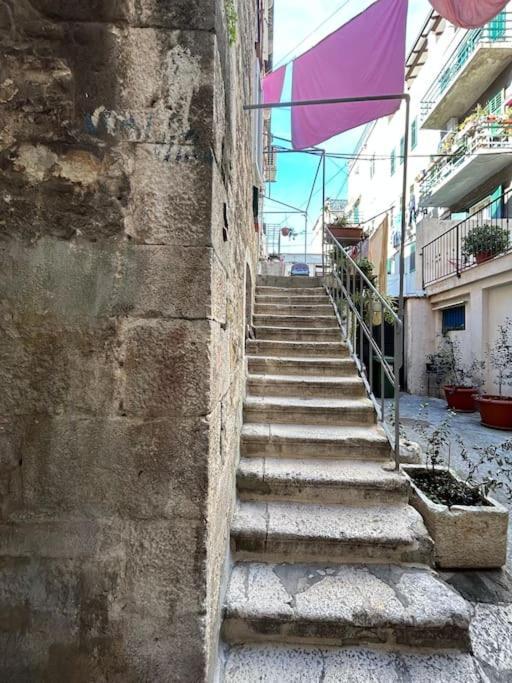 Largo Apartment In The Heart Of Diocletian Palace Split Exterior photo