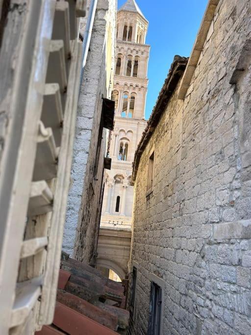 Largo Apartment In The Heart Of Diocletian Palace Split Exterior photo